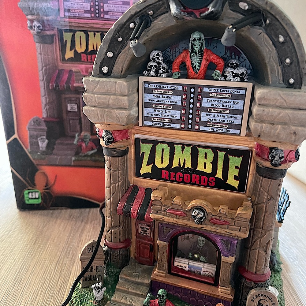 LEMAX SPOOKY TOWN: Zombie Records 🖤🧟‍♂️ Halloween Village/Miniature Building